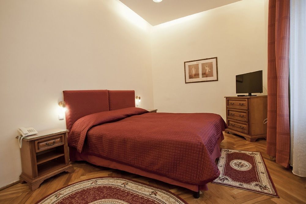 Vila Camelia Sinaia Exterior foto