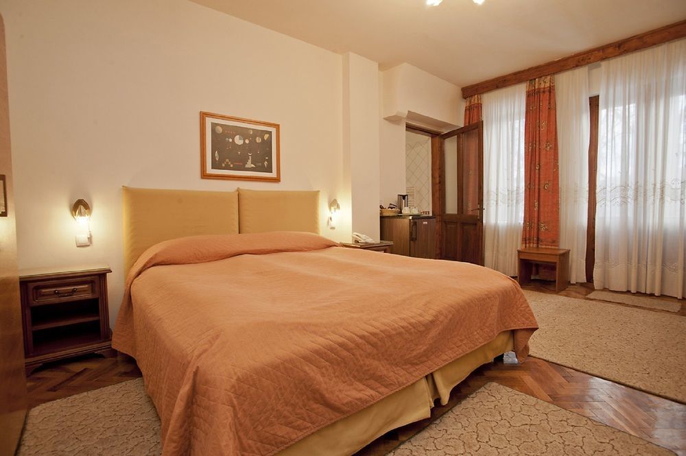 Vila Camelia Sinaia Exterior foto